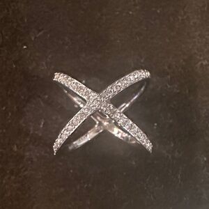 Michael Kors Silver-Toned and Pave Crisscross X Ring.      Size 6